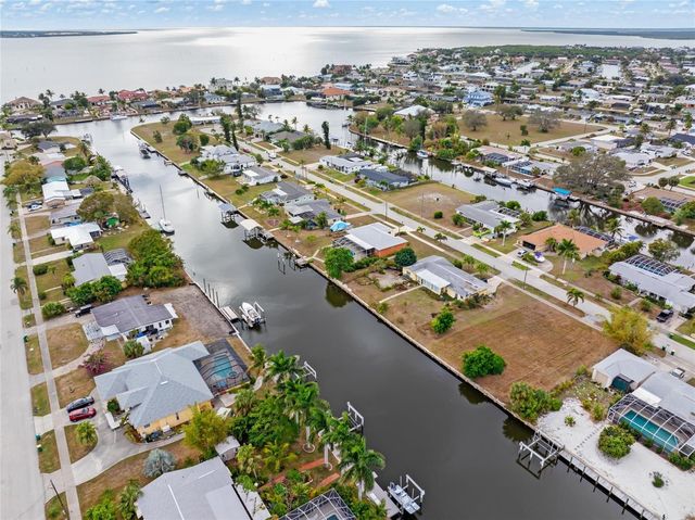 125 BALDWIN COURT SE, Port Charlotte, FL 33952