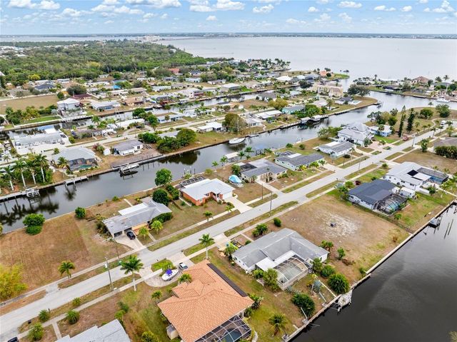 125 BALDWIN COURT SE, Port Charlotte, FL 33952