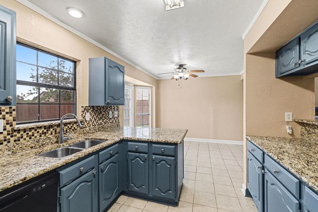 6832 Younger Drive, The Colony, TX 75056