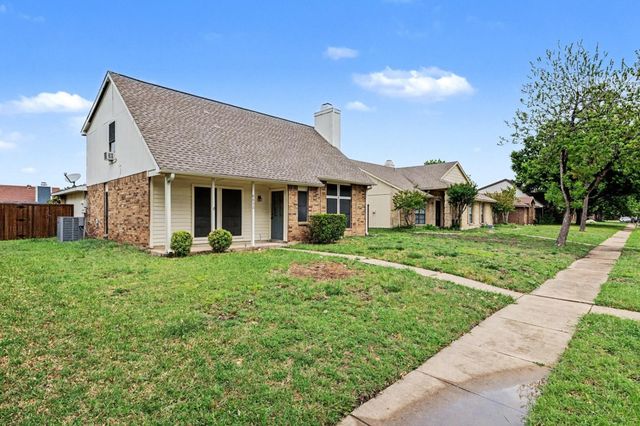 6832 Younger Drive, The Colony, TX 75056