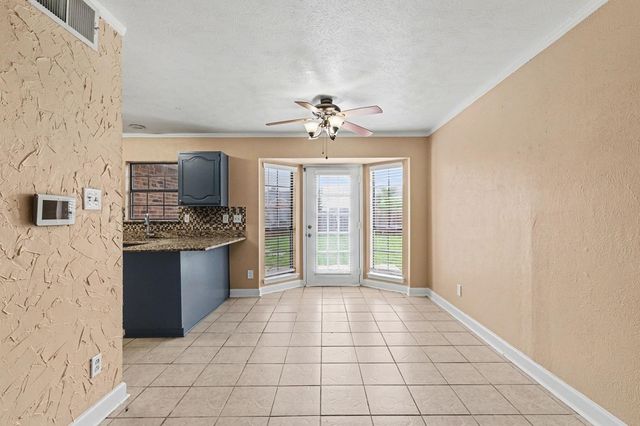 6832 Younger Drive, The Colony, TX 75056