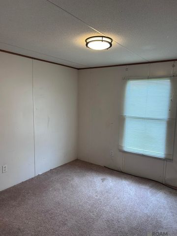 31375 Linder Rd, Denham Springs, LA 70726