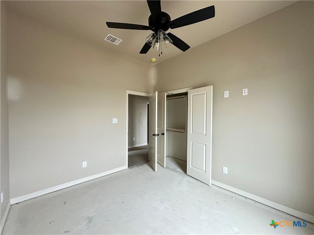 607 Golden Eagle Drive, Salado, TX 76571