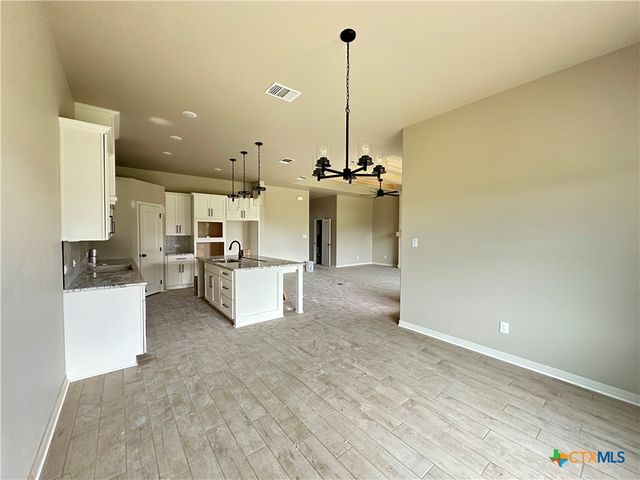 607 Golden Eagle Drive, Salado, TX 76571