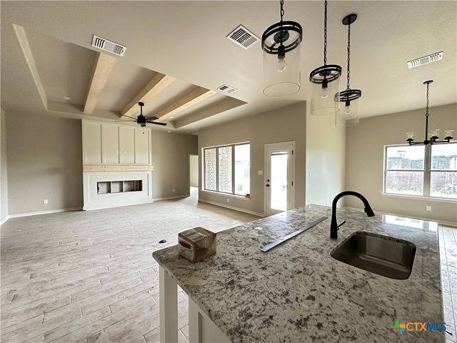607 Golden Eagle Drive, Salado, TX 76571