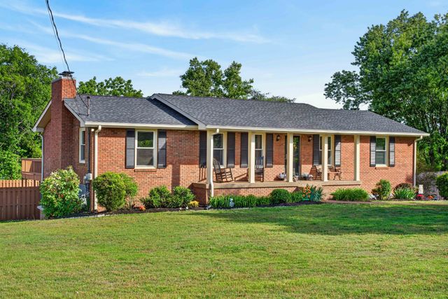 609 Emily Dr, Goodlettsville, TN 37072