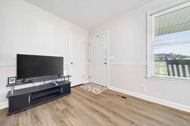 609 Emily Dr, Goodlettsville, TN 37072