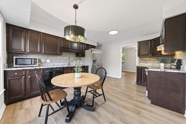 609 Emily Dr, Goodlettsville, TN 37072