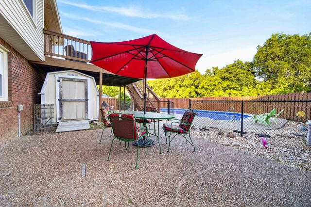 609 Emily Dr, Goodlettsville, TN 37072