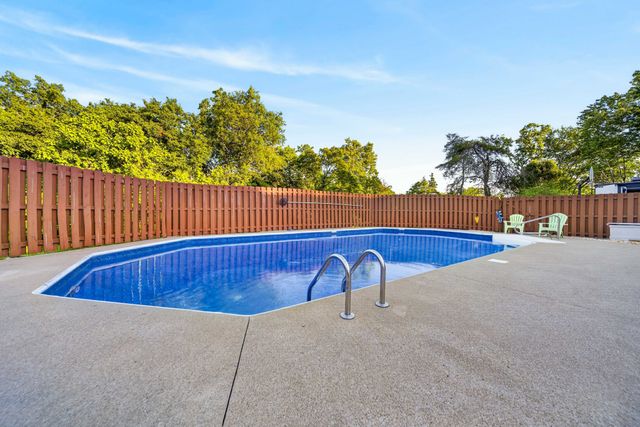 609 Emily Dr, Goodlettsville, TN 37072