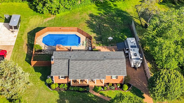 609 Emily Dr, Goodlettsville, TN 37072
