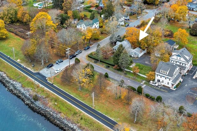 38 Old Bridge Rd., Bourne, MA 02532