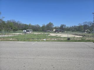 3700 Fairview Dr, Nashville, TN 37218