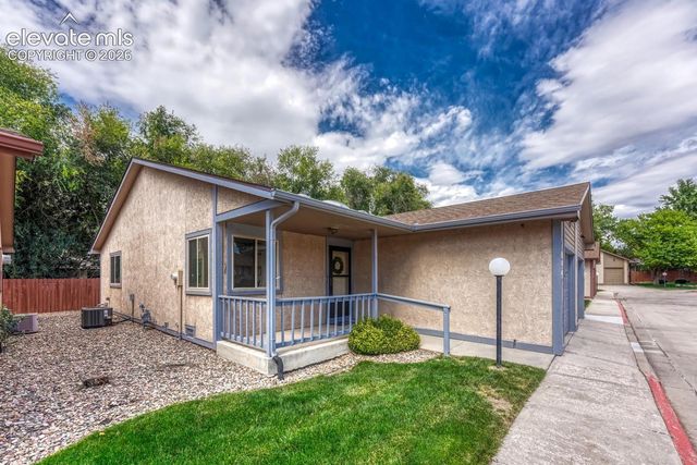 1044 Lutheran Way, Colorado Springs, CO 80915