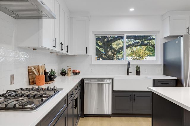 813 Cardiff DR, Austin, TX 78745