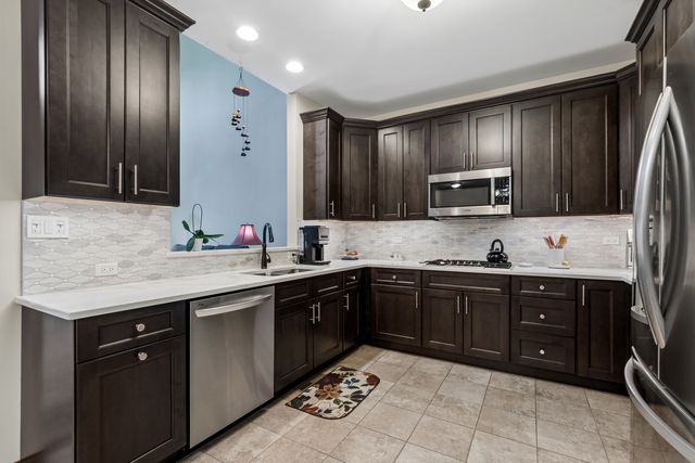 17022 Marilyn Drive, Tinley Park, IL 60477