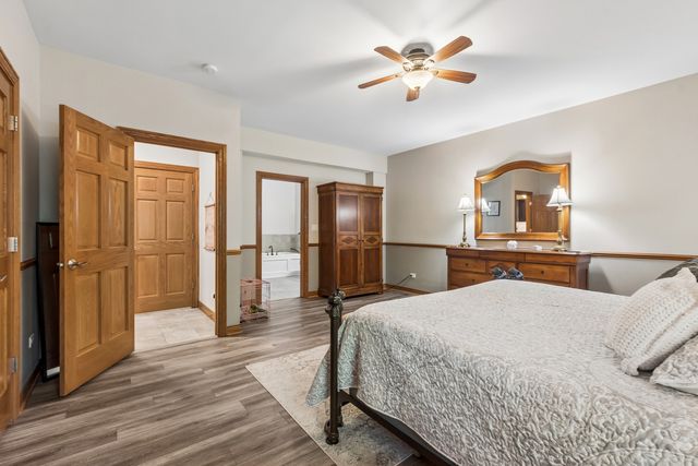 17022 Marilyn Drive, Tinley Park, IL 60477