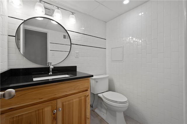 410 Abbeyville Rd D, Bethel Park, PA 15228