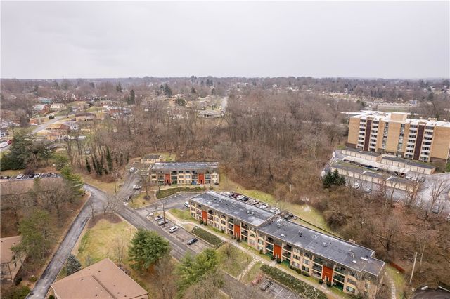 410 Abbeyville Rd D, Bethel Park, PA 15228