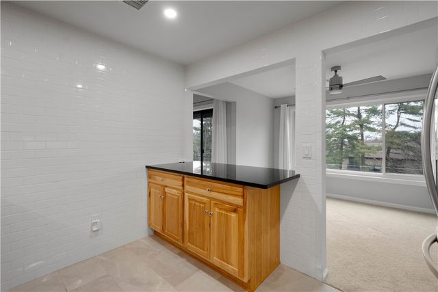 410 Abbeyville Rd D, Bethel Park, PA 15228