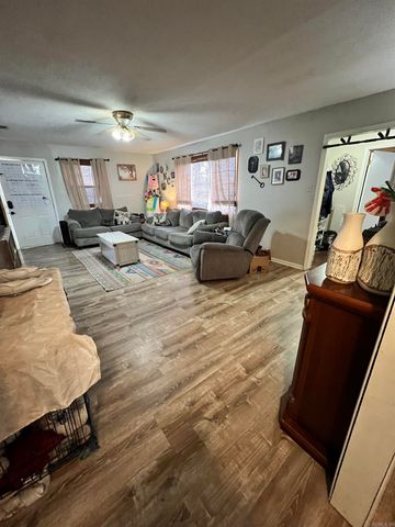 991 county road 741 Flat, Brookland, AR 72405