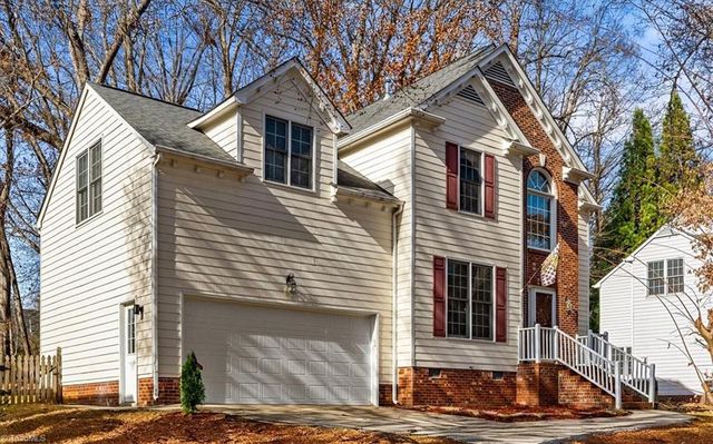 1516 Covered Wagon Road, Mcleansville, NC 27301