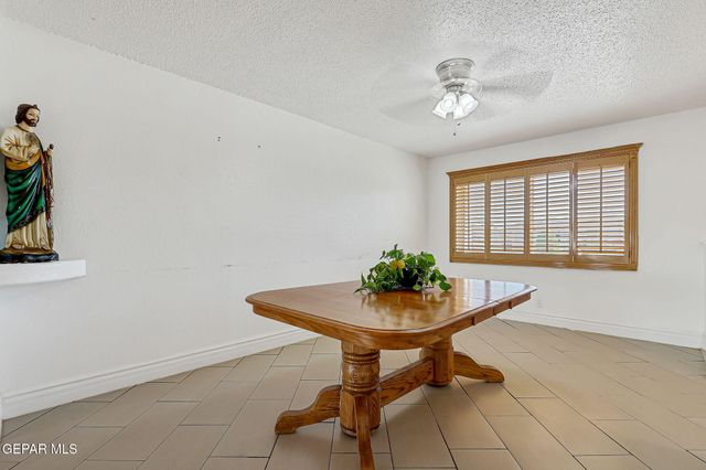 7952 BROADWAY Drive, El Paso, TX 79915