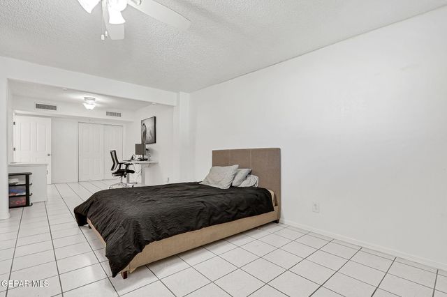 7952 BROADWAY Drive, El Paso, TX 79915