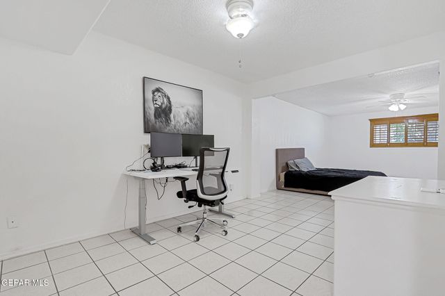 7952 BROADWAY Drive, El Paso, TX 79915