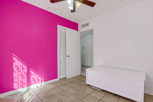 7952 BROADWAY Drive, El Paso, TX 79915