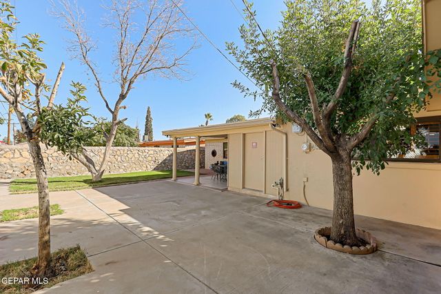 7952 BROADWAY Drive, El Paso, TX 79915