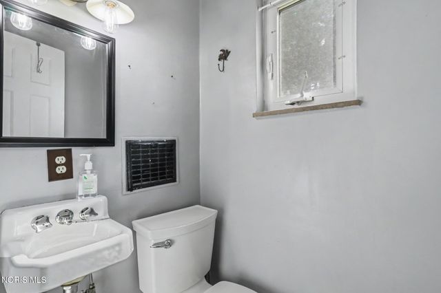 3940 Maxwell Road, Toledo, OH 43613