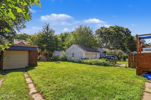 3940 Maxwell Road, Toledo, OH 43613