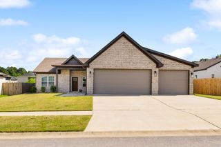 177 Lombard Heights, Bryant, AR 72022
