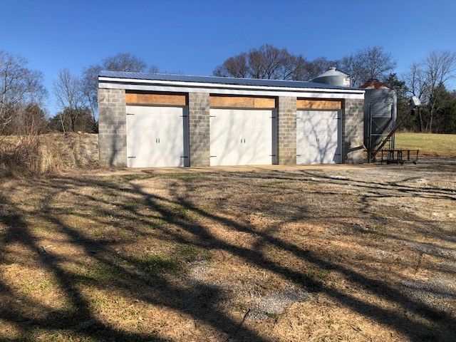 334 Cathcart Rd, Frankewing, TN 38459