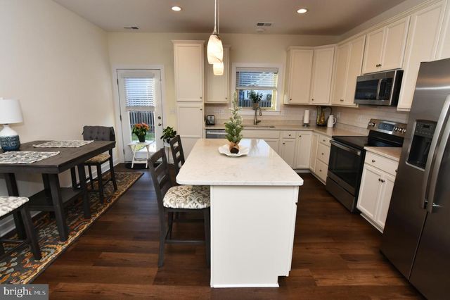 129 DOONBEG CT, Winchester, VA 22602