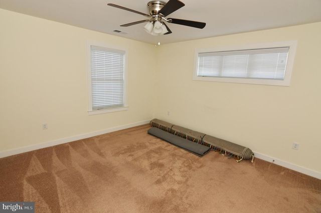 129 DOONBEG CT, Winchester, VA 22602