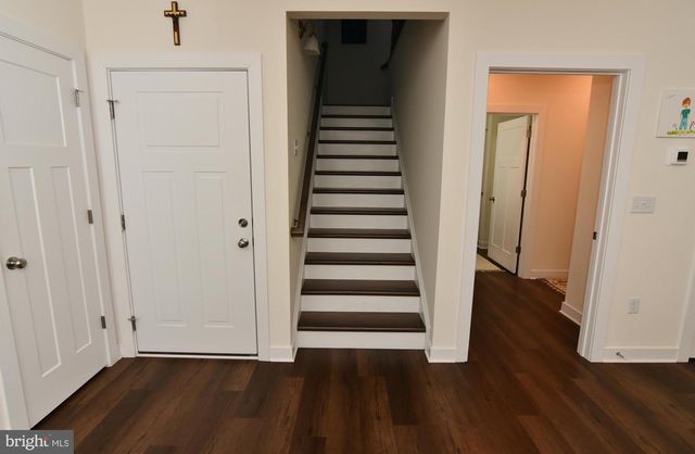 129 DOONBEG CT, Winchester, VA 22602