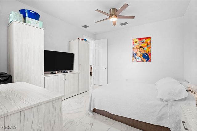 1516 NE 17th AVE, Cape Coral, FL 33909