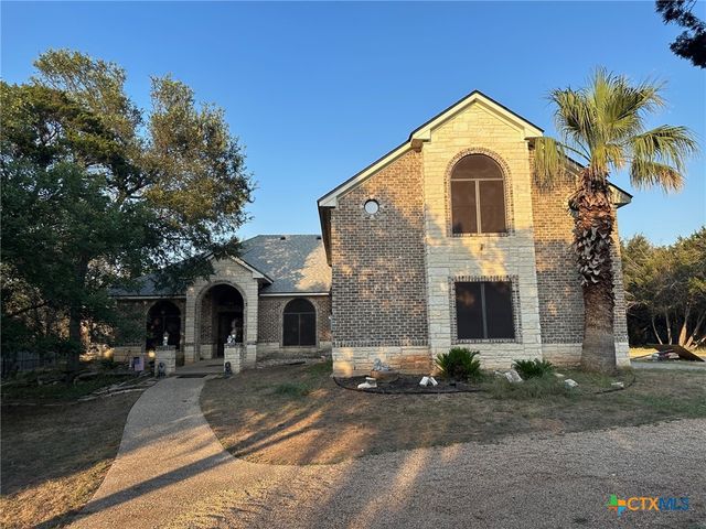 14 Stirrup Drive, Morgans Point, TX 76513