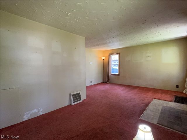 1520 E 27th Street, Ashtabula, OH 44004