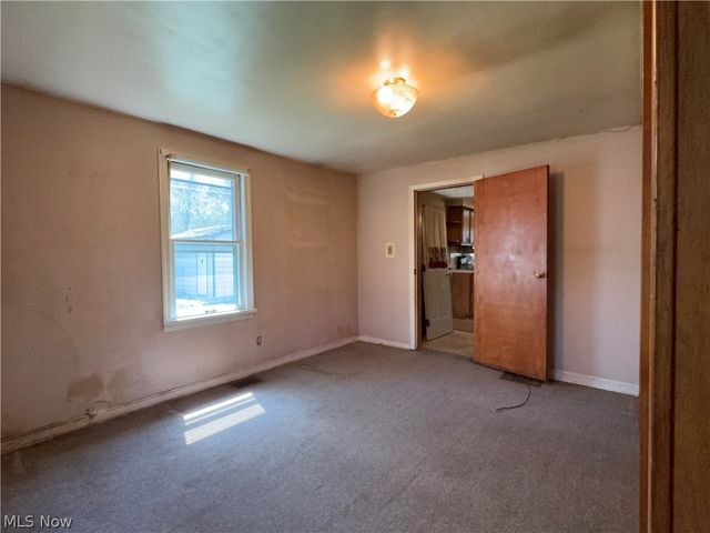 1520 E 27th Street, Ashtabula, OH 44004