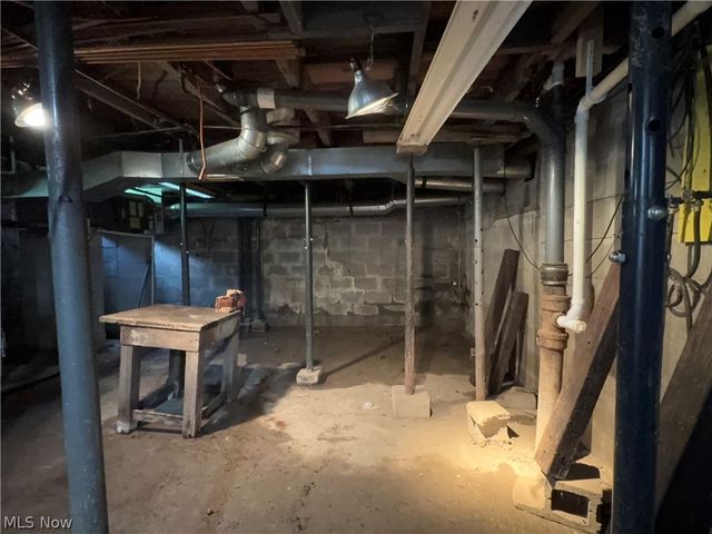 1520 E 27th Street, Ashtabula, OH 44004