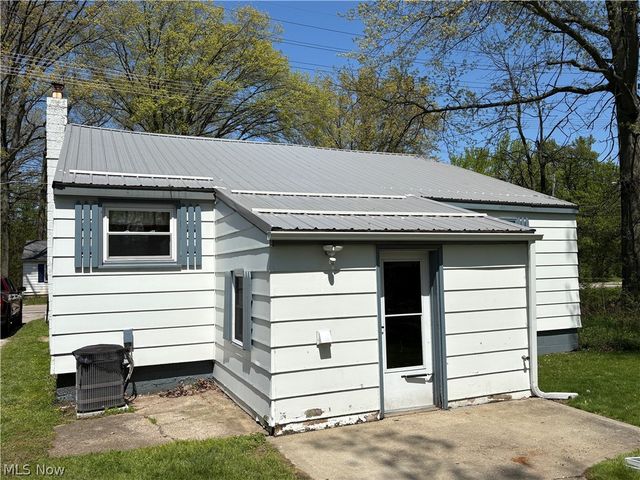 1520 E 27th Street, Ashtabula, OH 44004