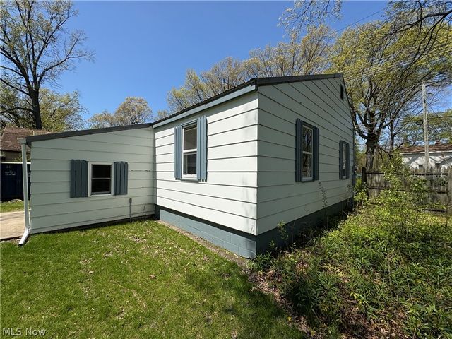 1520 E 27th Street, Ashtabula, OH 44004