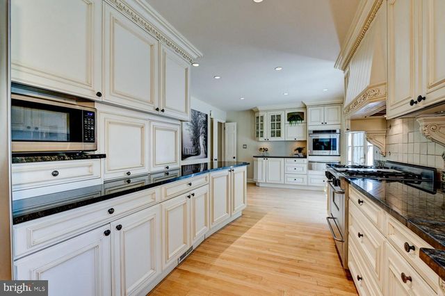 43 VAN KIRK RD, Princeton, NJ 08540