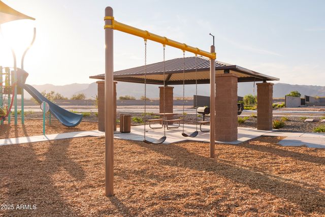 19004 W ROSE Lane, Waddell, AZ 85355