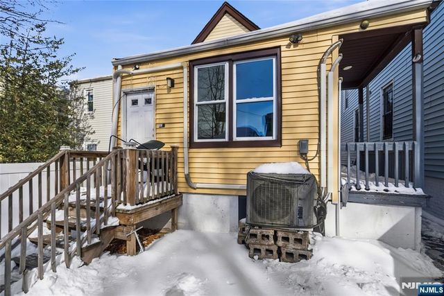 11 Tichenor Terrace, Irvington, NJ 07111