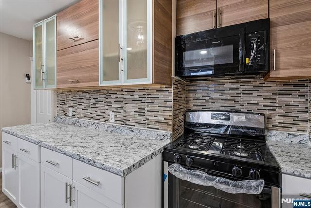 11 Tichenor Terrace, Irvington, NJ 07111