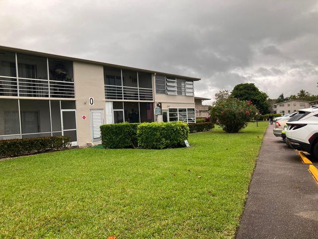 302 Northampton O, West Palm Beach, FL 33417